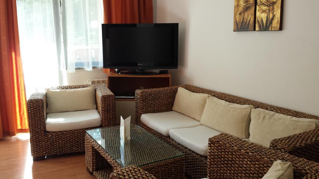 Apart Hotel Flora Residence Daisy Borovets Room photo
