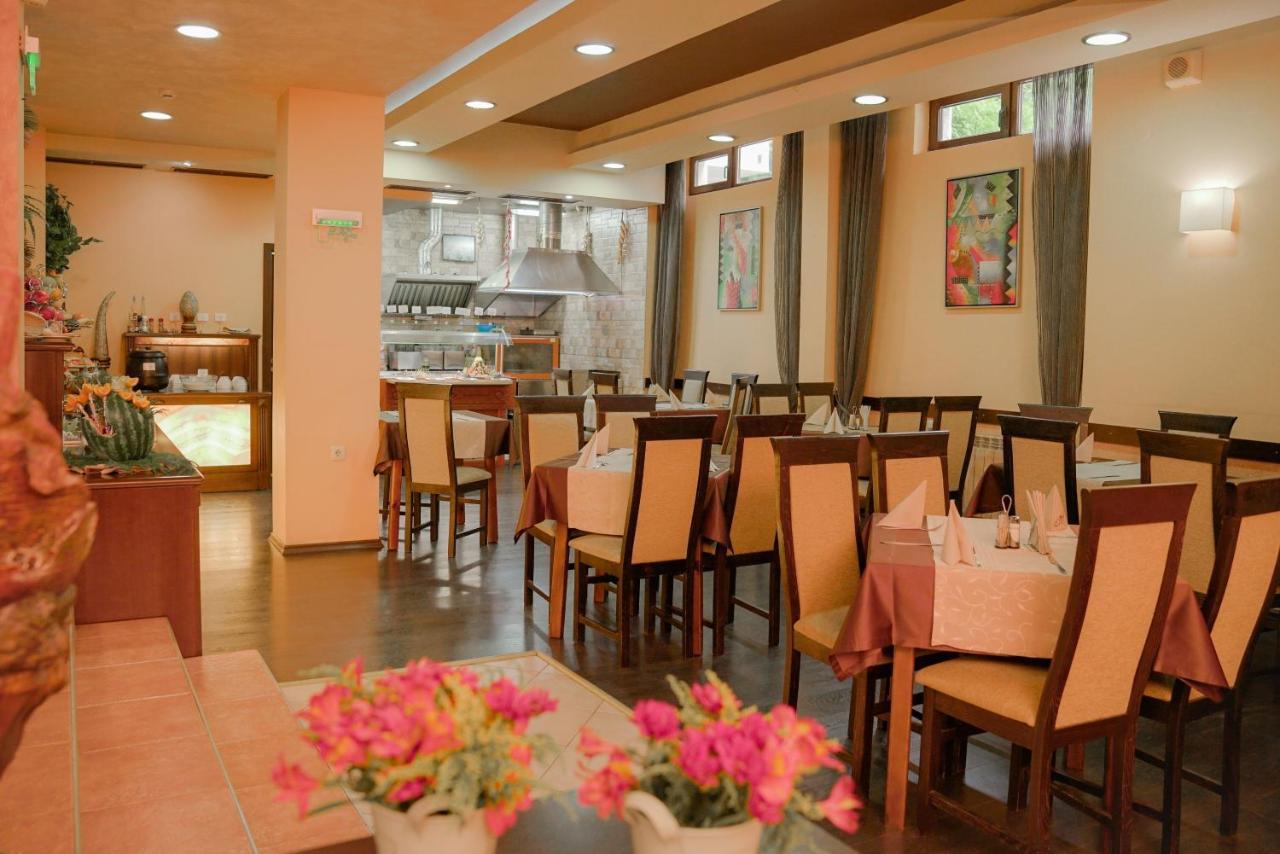 Apart Hotel Flora Residence Daisy Borovets Exterior photo
